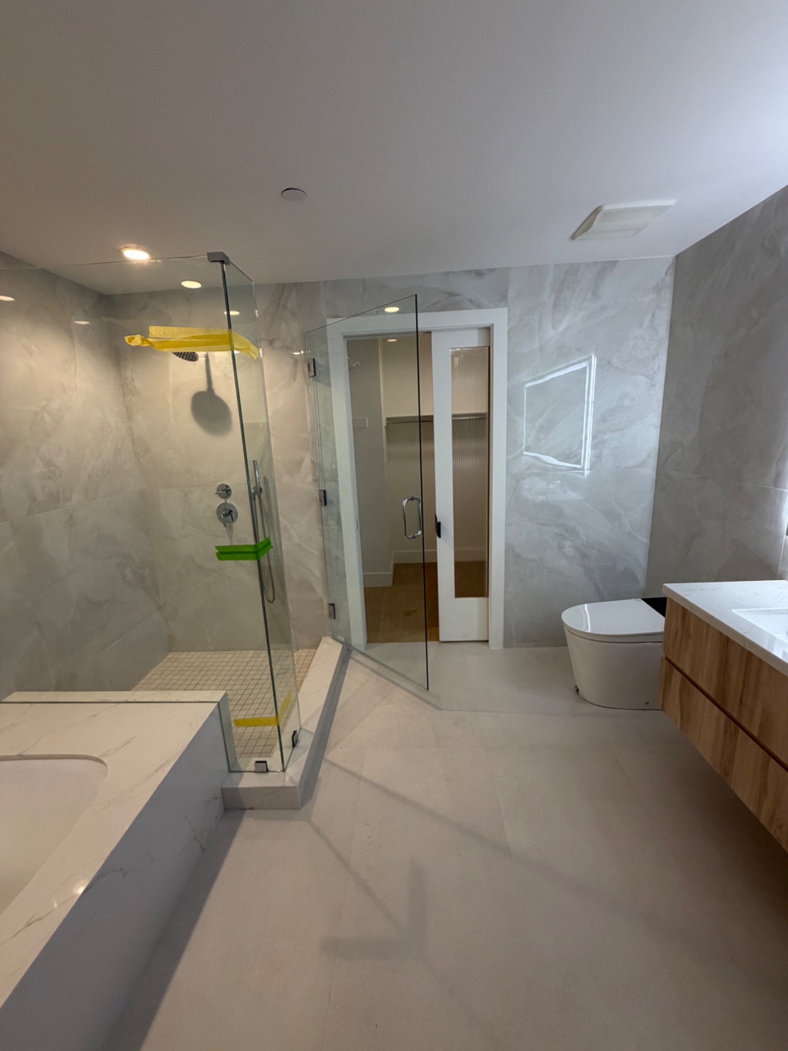 Beverly Hills shower and vanity